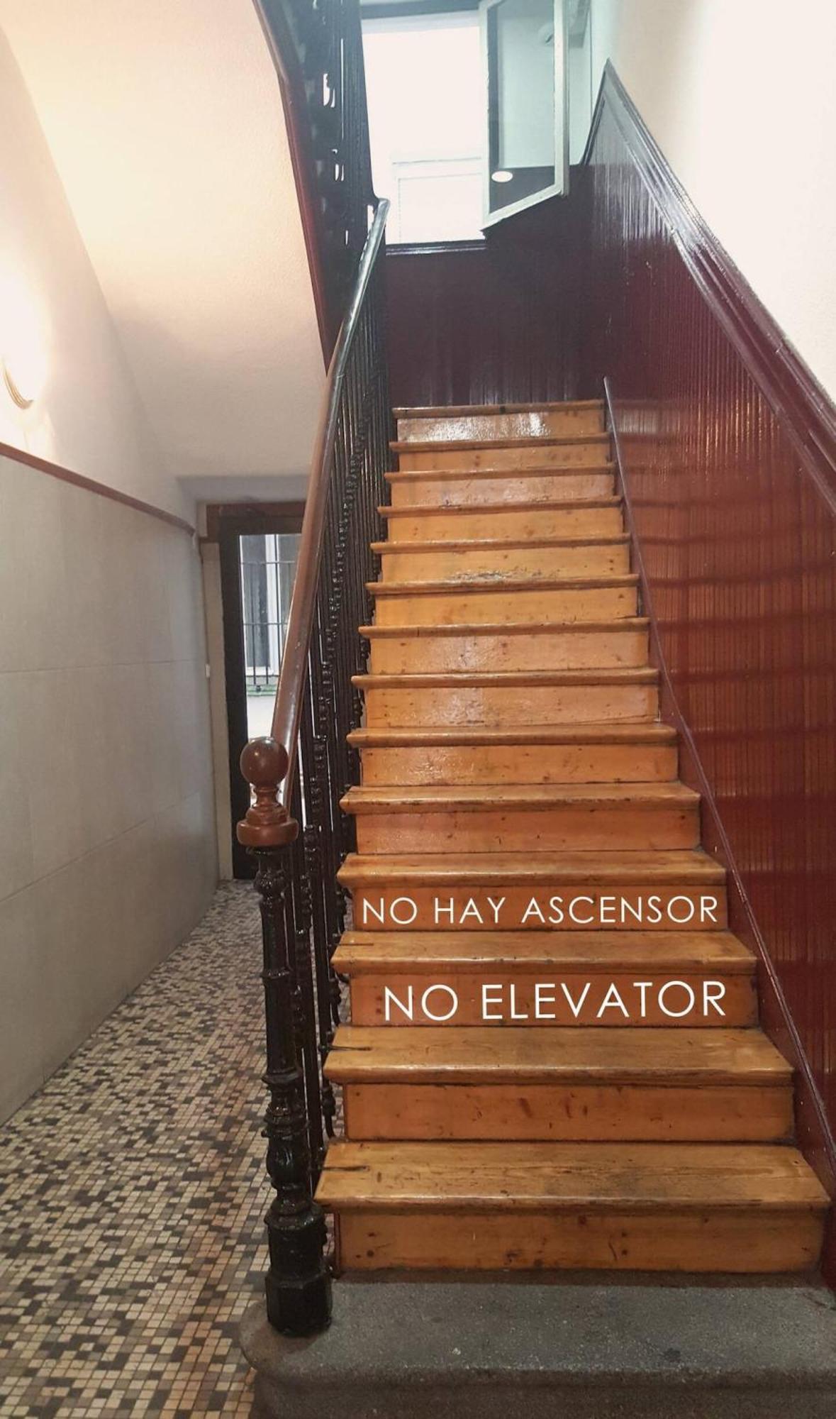 马德里Ap Edificio Gran Via -Quinto Piso Sin Ascensor-公寓 外观 照片