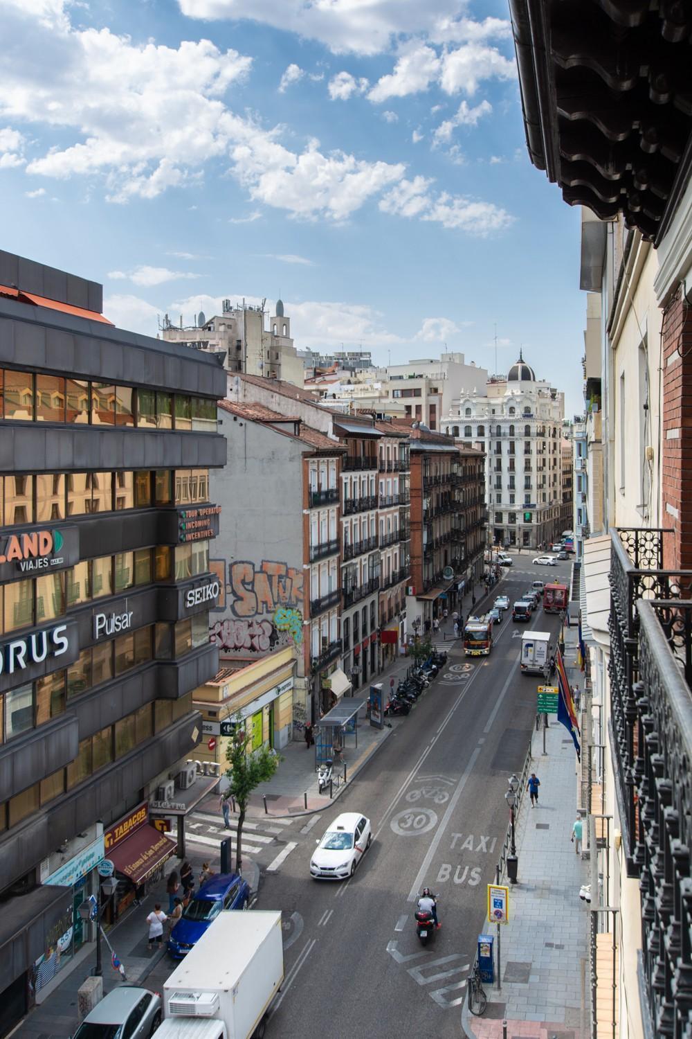 马德里Ap Edificio Gran Via -Quinto Piso Sin Ascensor-公寓 外观 照片